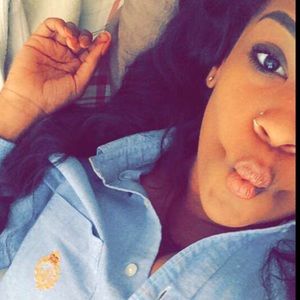 Meet your Posher, Josie